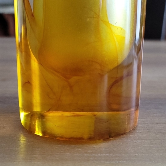 Amber Vase made of resin and fiberglass - Picture 10 of 11